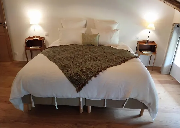 à L'orée Du Cagire Alojamento de Acomodação e Pequeno-almoço