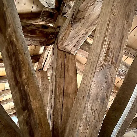 Frühstückspension A L'oree Du Cagire 3*